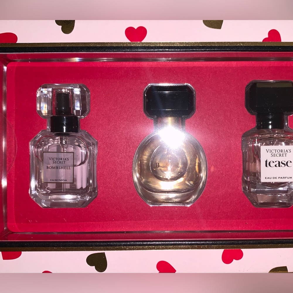 Victoria’s Secret 3-Piece Eau de Parfum Set: Bombshell, Bare, & Tease 7mL .25oz - Picture 5 of 8
